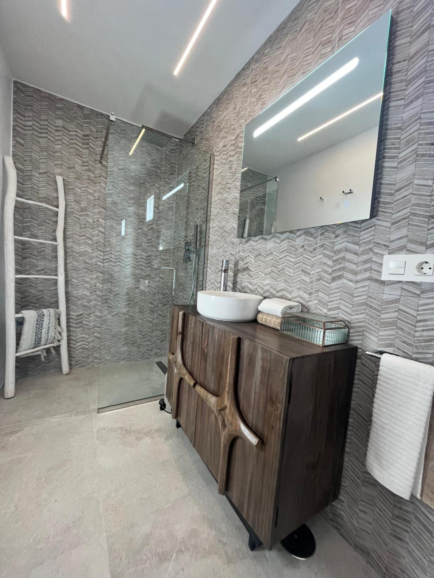 Barbican Villa Playa Honda  Ngoại thất bức ảnh